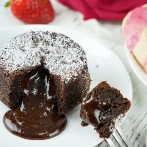 Chocolate Larva Cake